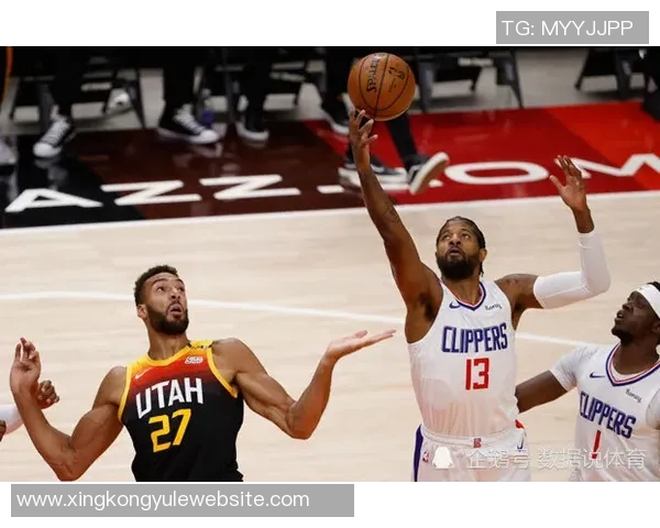 米切尔第三节火力全开单节砍下16分并贡献3抢断助力球队表现出色